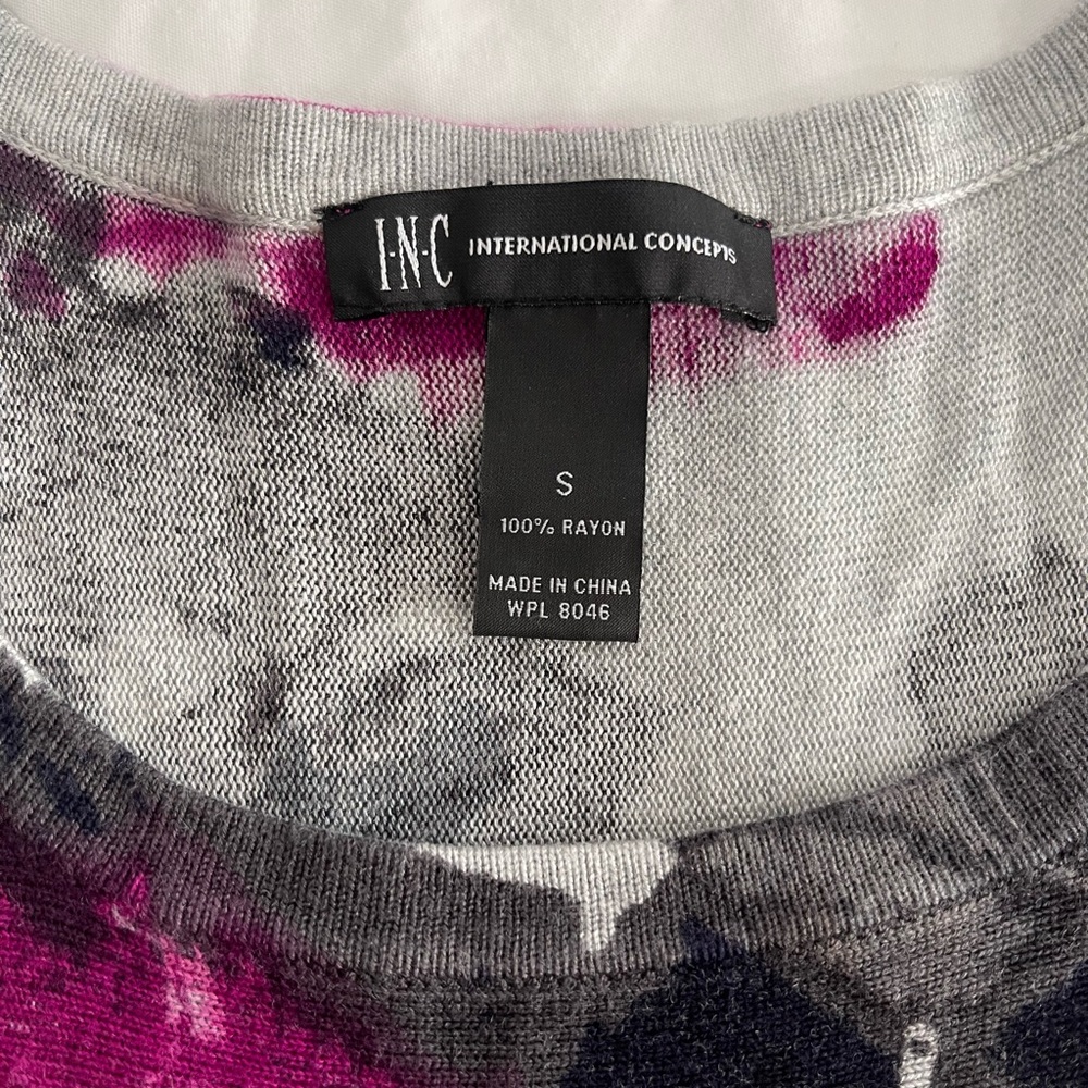 INC International Concepts Women's Pink and Gray Sweater Small